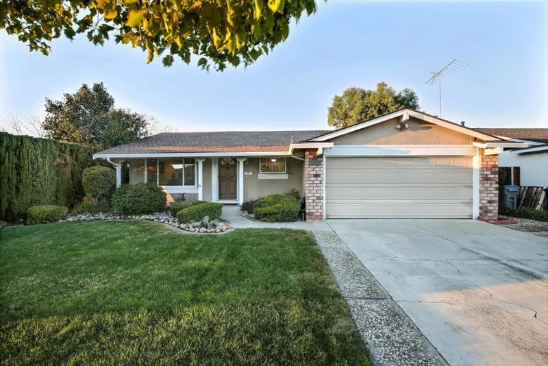 421 Ridgefarm Drive, San Jose, CA 95123