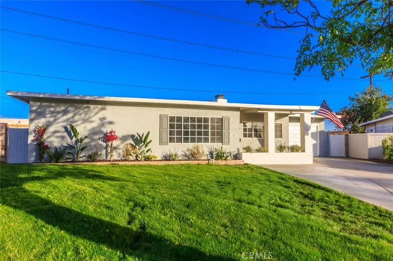 11804 Randall, Sun Valley, CA 91352