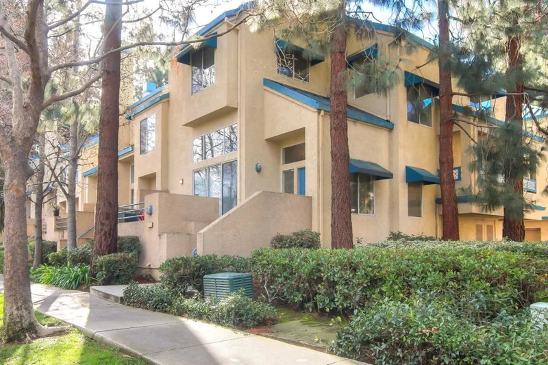 414 Galleria #2, San Jose, CA 95134