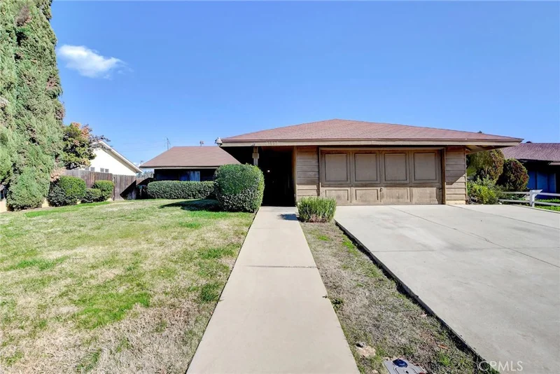 23067 Vought, Moreno Valley, CA 92553