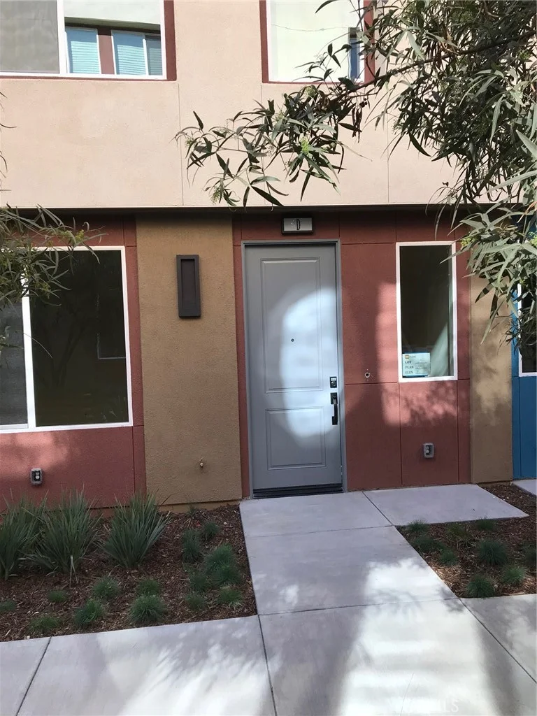 11407 Garvey Avenue, Unit #D, El Monte, CA 91732