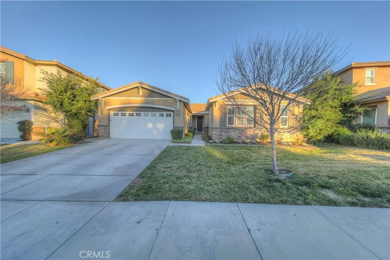 30172 Heatherfield, Menifee, CA 92584
