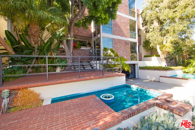 7949 Selma #21, Los Angeles, CA 90046