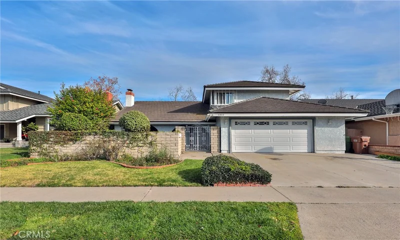 11312 Kelly Ln, Los Alamitos, CA 90720