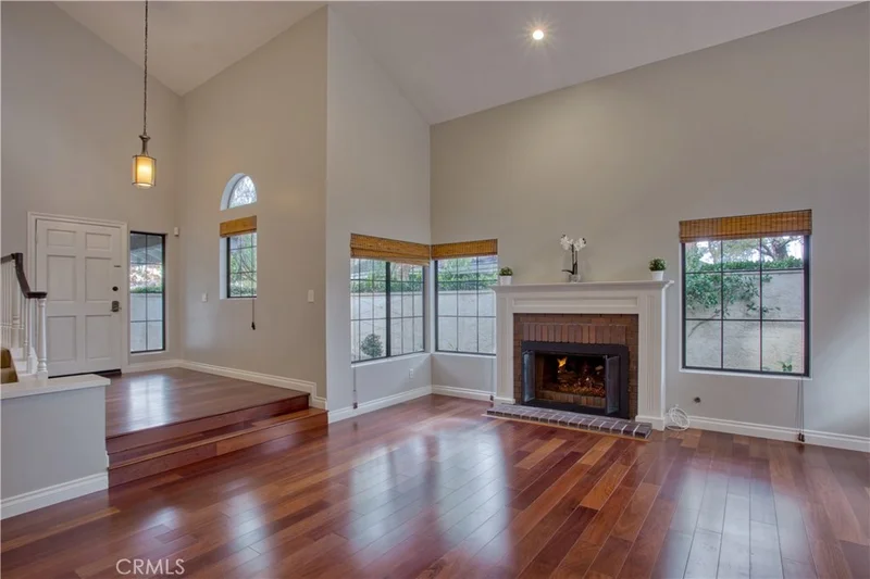 26 Morning Breeze, Irvine, CA 92603