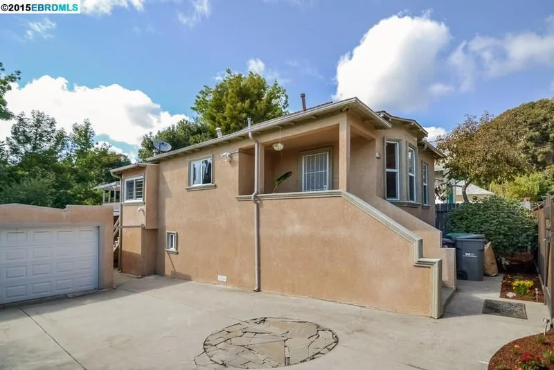 2265 Courtland Avenue, Oakland, CA 94601-4707