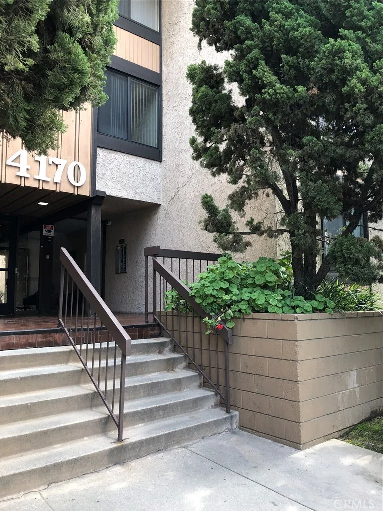 4170 Elm #111, Long Beach, CA 90807