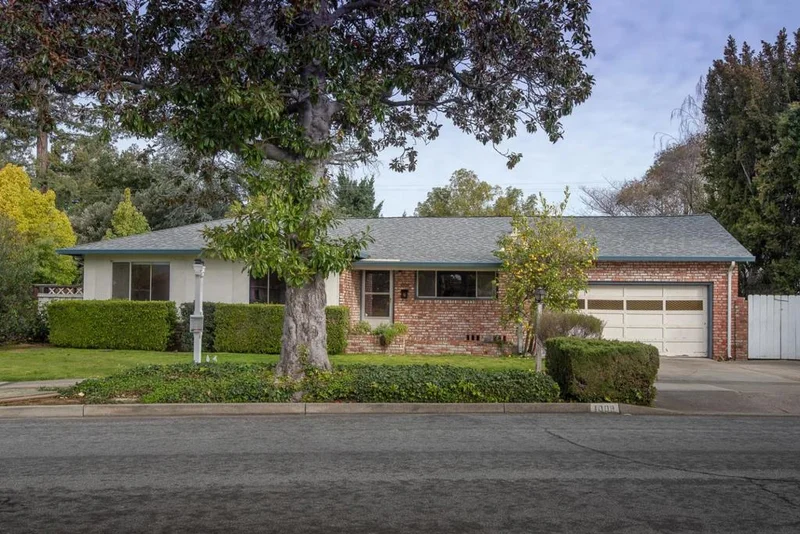 1009 Cascade, Sunnyvale, CA 94087