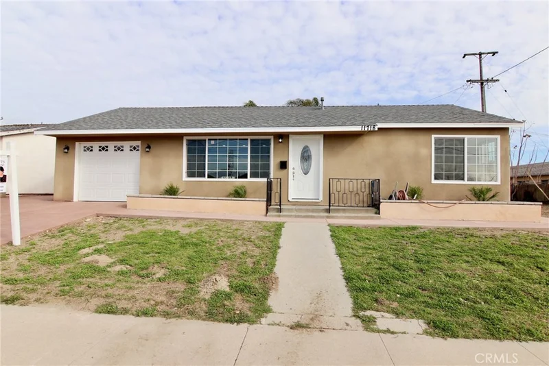 11718 Mitla, Downey, CA 90241