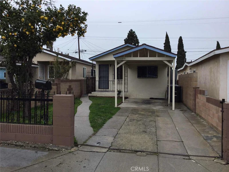 11851 168th, Artesia, CA 90701