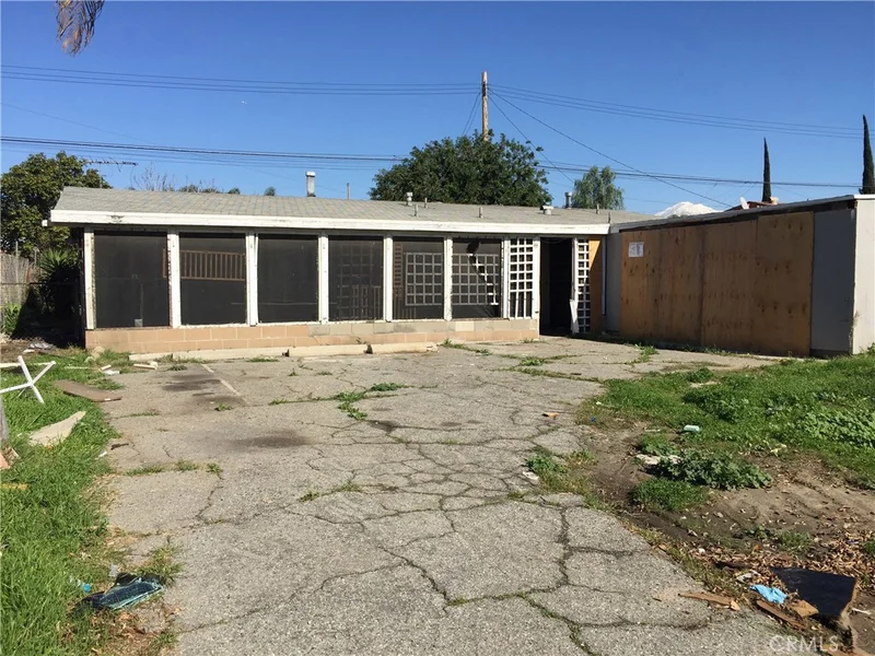 2527 Leebe, Pomona, CA 91768