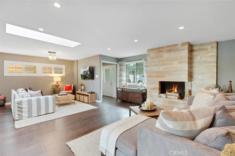 11473 Sunshine, Studio City, CA 91604