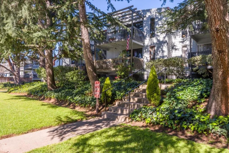 4171 George #3, San Mateo, CA 94403