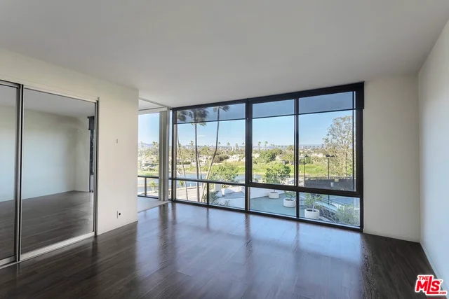 4265 Marina City Drive #117, Marina Del Rey, CA 90292