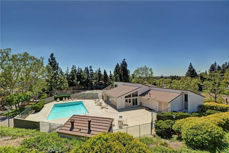 2252 Vista Del Sol, Fullerton, CA 92831