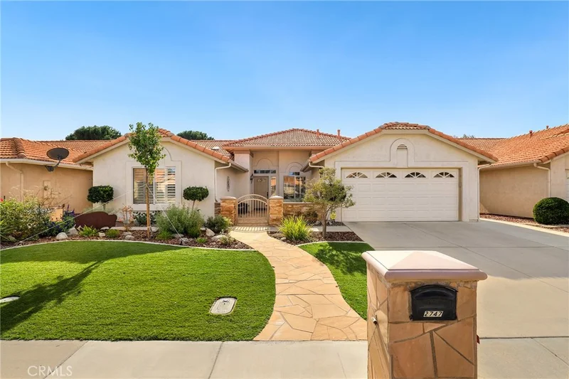 2747 Banyan Tree Lane, Hemet, CA 92545