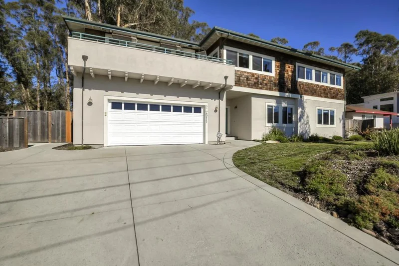 22811 Cliff, Santa Cruz, CA 95062