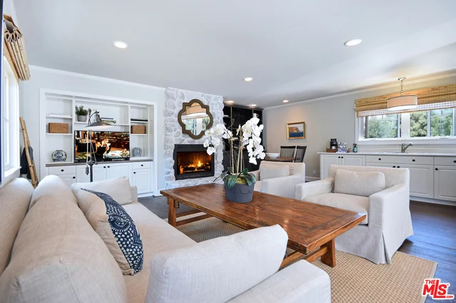 560 Cold Canyon, Calabasas, CA 91302