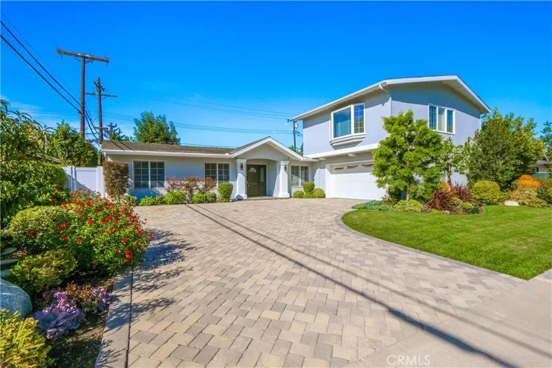 2975 Mindanao Drive, Costa Mesa, CA 92626