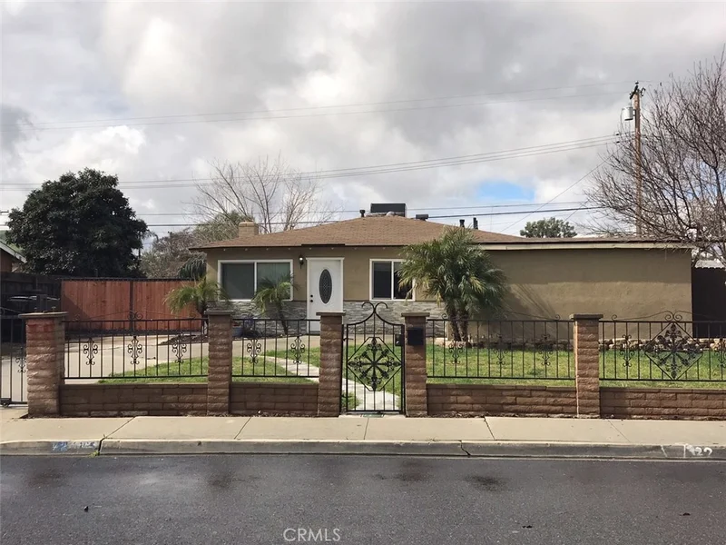2265 Glenroy, Pomona, CA 91766