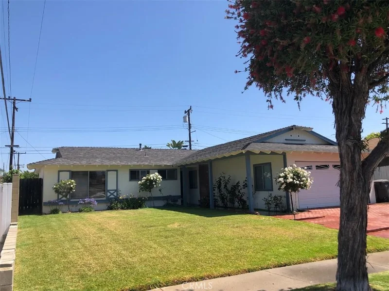 10241 Pua Drive, Huntington Beach, CA 92646