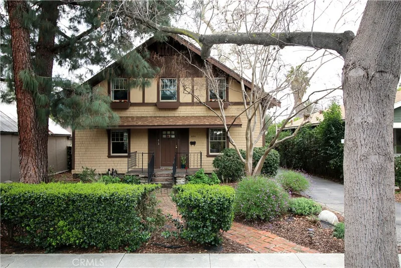 424 7th, Claremont, CA 91711