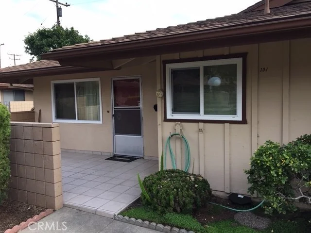 1848 Commonwealth #101, Fullerton, CA 92831
