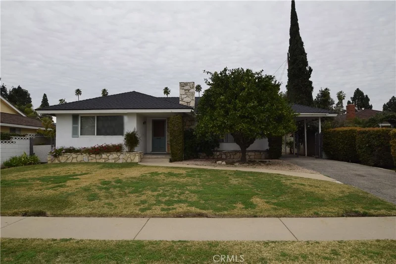 1035 Grovecenter, Covina, CA 91722