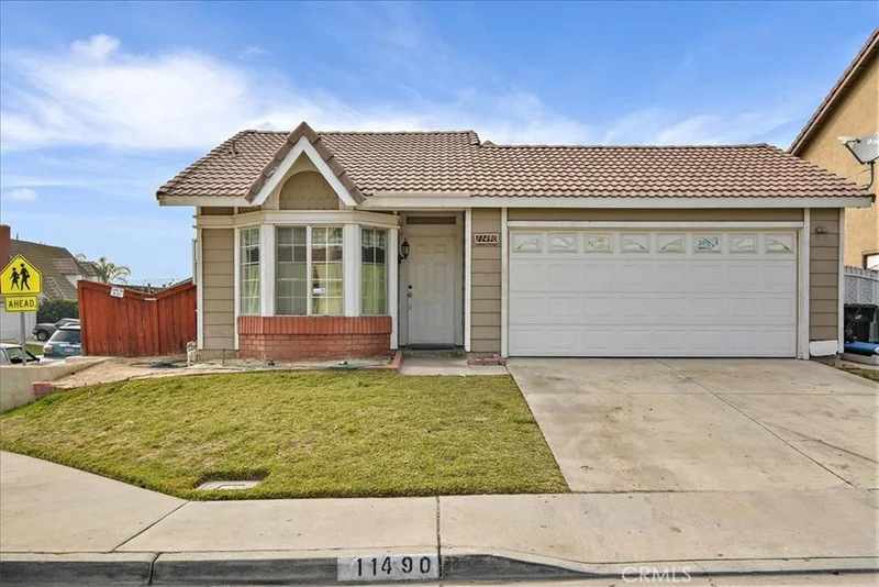 11490 Teak, Fontana, CA 92337