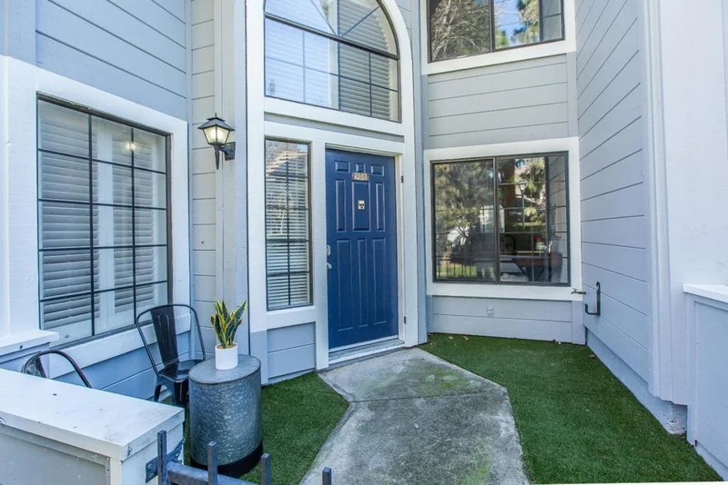 2583 Yerba Bank, San Jose, CA 95121