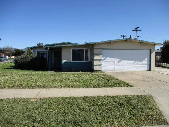 105 Marigold, Salinas, CA 93905
