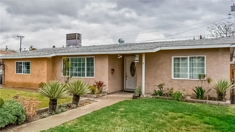 10233 Camulos, Montclair, CA 91763