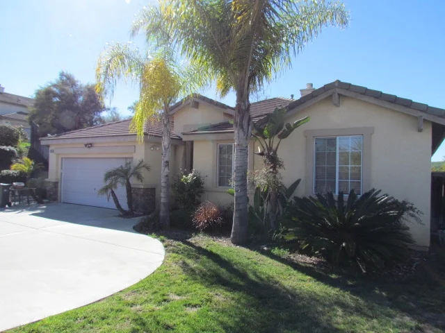 871 Niguel Drive, Oceanside, CA 92057