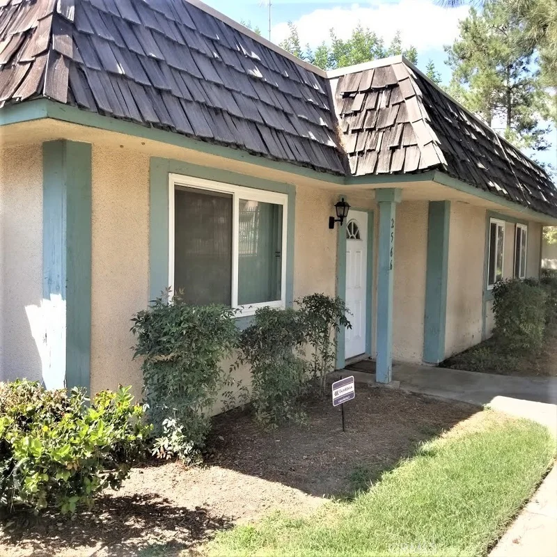 2566 Bryn Mawr, Riverside, CA 92507