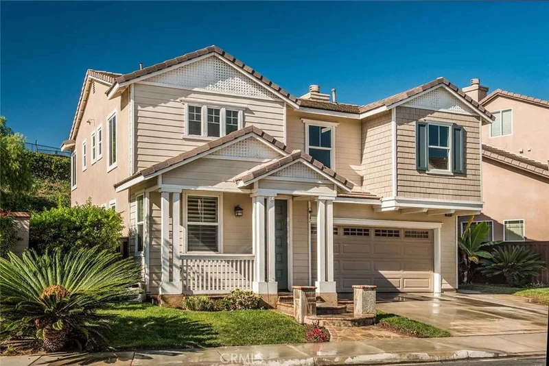 2265 Amelia, Signal Hill, CA 90755