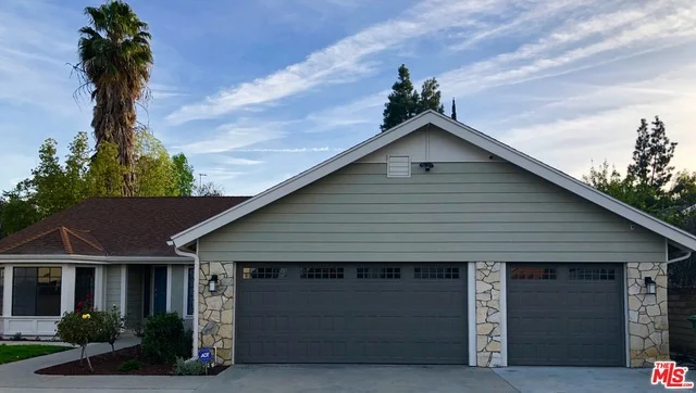 18640 Erwin, Tarzana, CA 91335