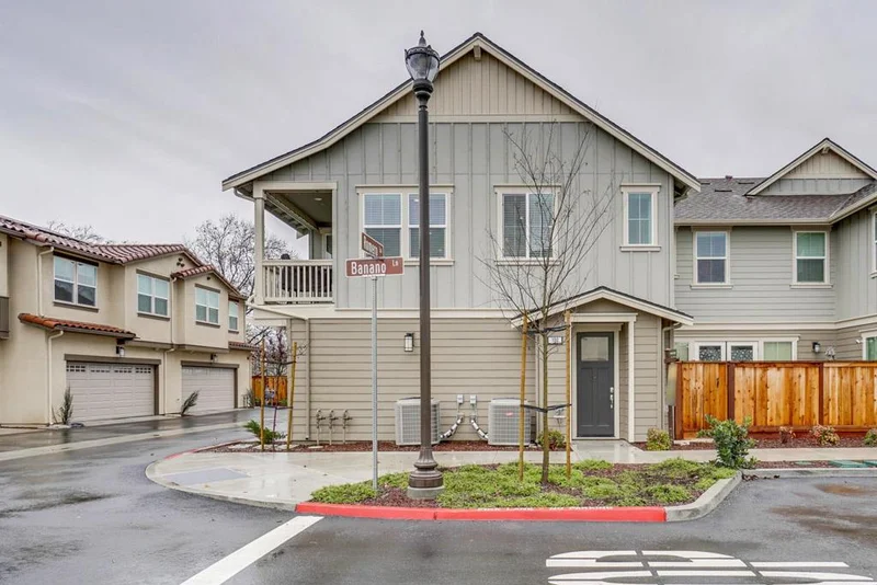 100 Banano, Morgan Hill, CA 95037