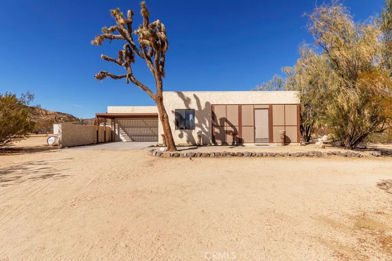 55621 Pipes Canyon, Yucca Valley, CA 92284