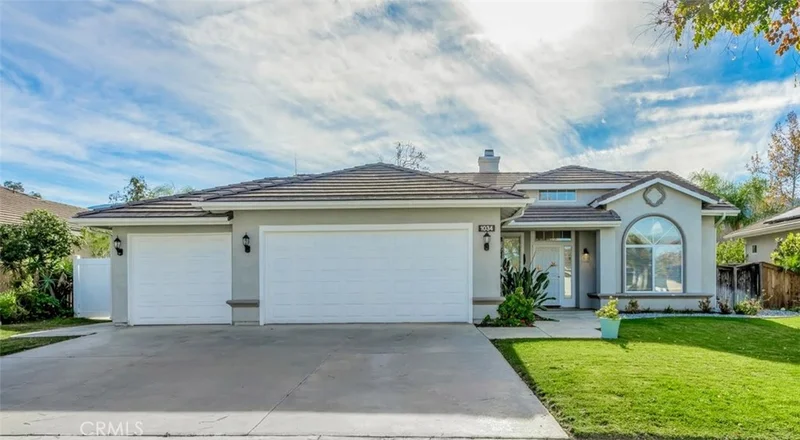 1034 Golden Meadow, Corona, CA 92882