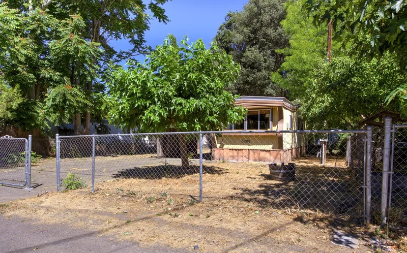 6288 5th, Lucerne, CA 95458