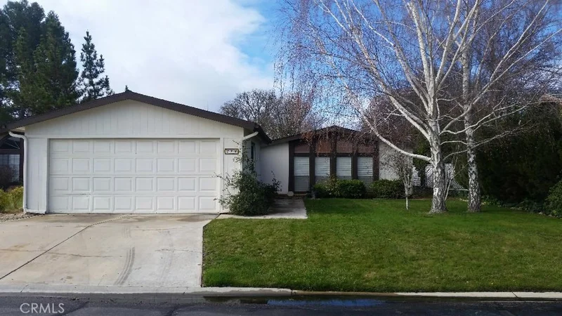 230 Lark, Paso Robles, CA 93446