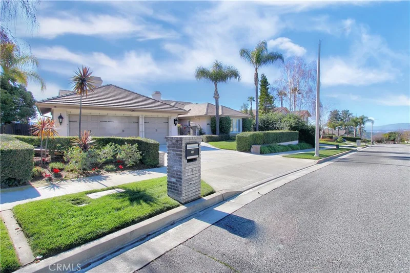 429 Lantern Crest, Redlands, CA 92373