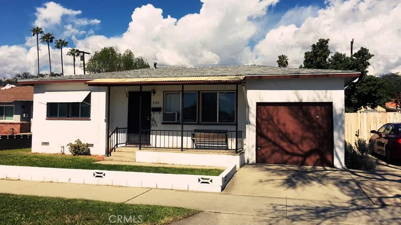 889 8th, Upland, CA 91786