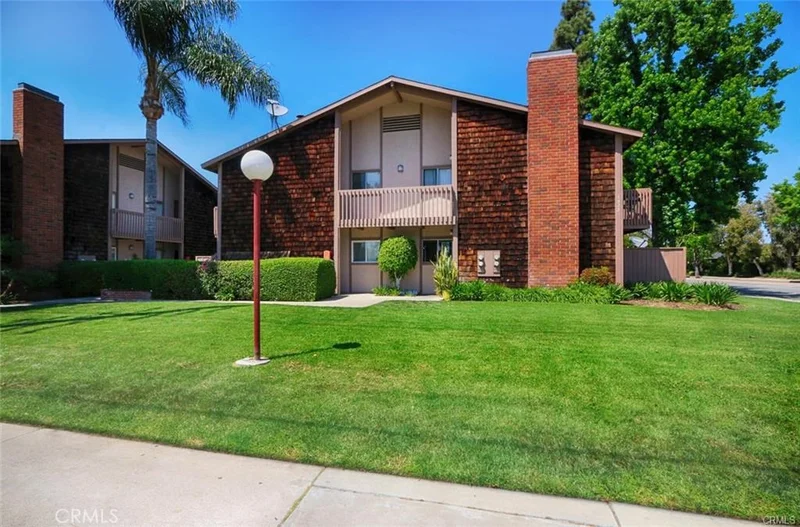 1022 Cabrillo Park #C, Santa Ana, CA 92701