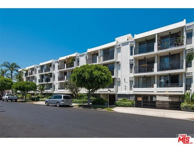6151 Orange #312, Los Angeles, CA 90048