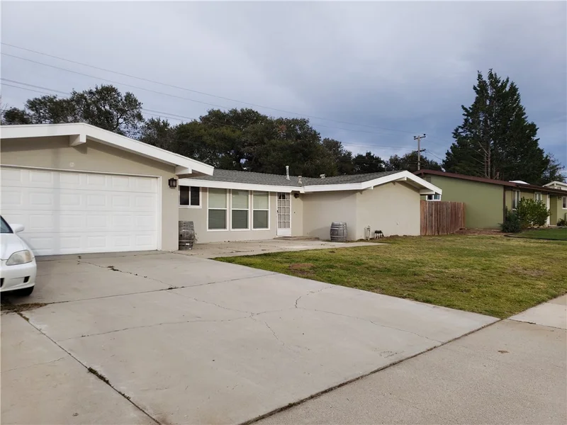 1005 Via Esmeralda, Santa Maria, CA 93455