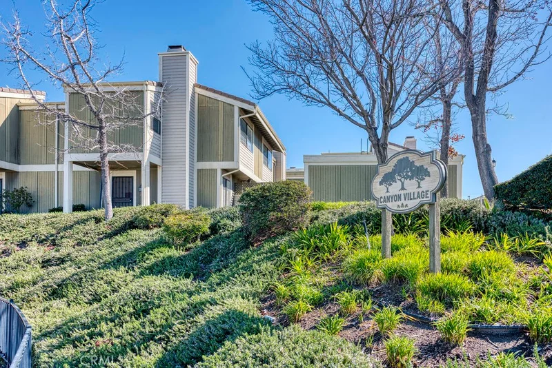 27122 Crossglade #3, Canyon Country, CA 91351