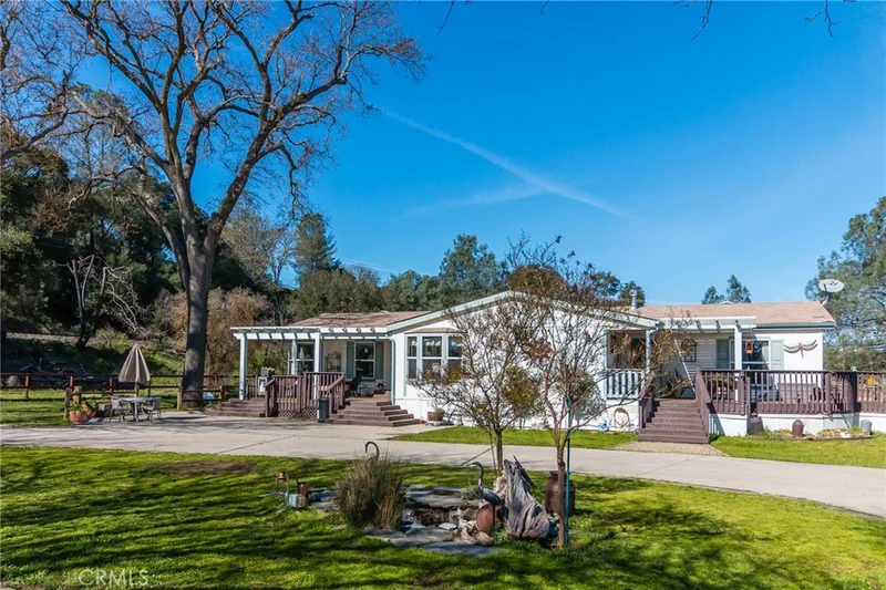 10005 Salinas, Atascadero, CA 93422