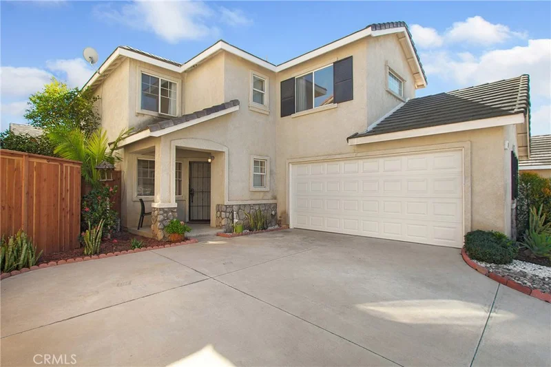 891 Clover, Corona, CA 92880