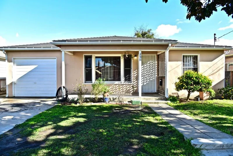 256 Park, Soledad, CA 93960